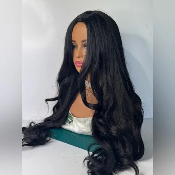 Long Wavy Black Natural Looking Wig for Women - Classic Wig Cap - Picture 5 of 7